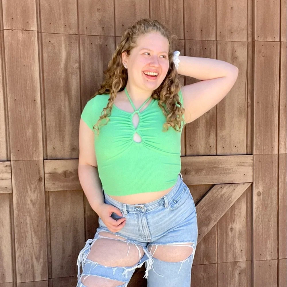 AEO Keyhole Ribbed Crop - Picture 3 of 3